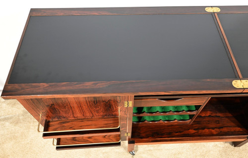 Bar Scandinave à Roulettes en Palissandre de Rio, signé Torbjørn Afdal pour Bruksbo – 1960