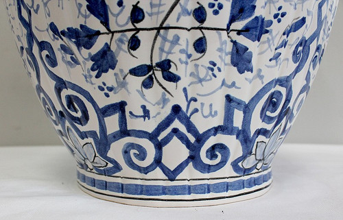 Delft Earthenware Vase – Early 20th Century