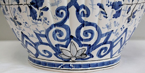 Delft Earthenware Vase – Early 20th Century