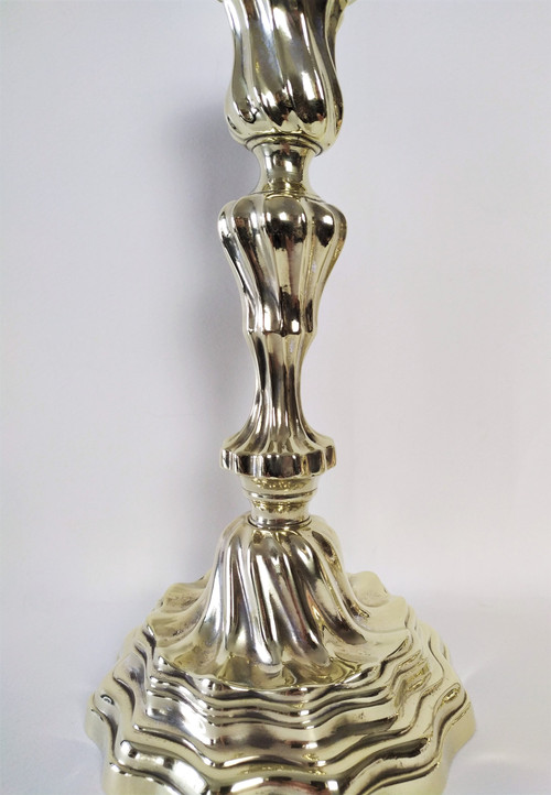 Paire De Bougeoirs  De Style Rocaille 18ème
