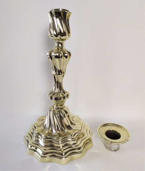 Paire De Bougeoirs  De Style Rocaille 18ème