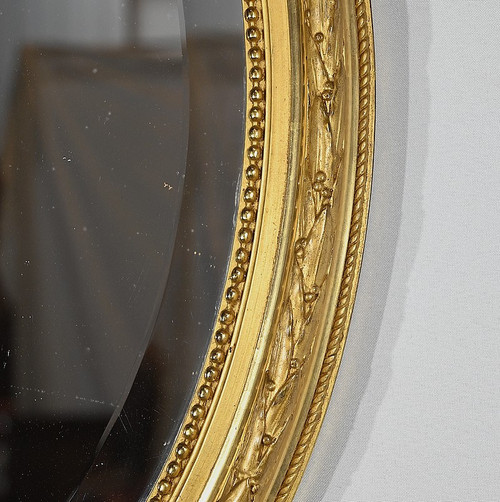 Miroir Ovale en Bois Doré, style Louis XVI – 2ème partie XIXe