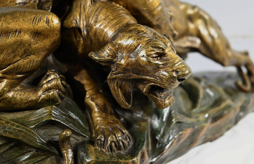 Gruppo in bronzo "Combat de Tigres", firmato E. Drouot - Fine XIX secolo