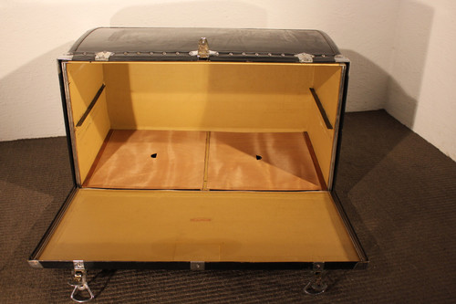 Baule dell'auto di casa Moynat