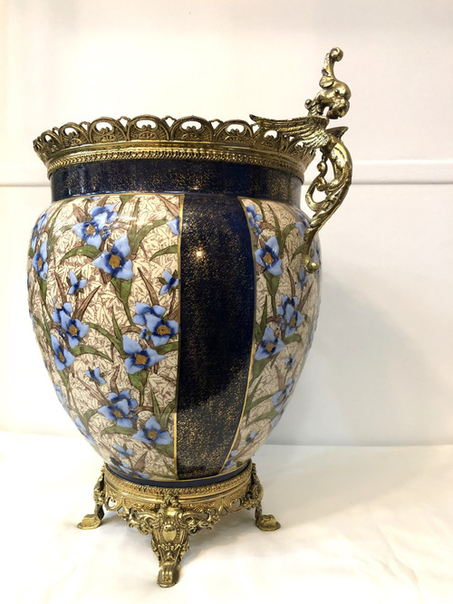 KG LUNEVILLE ancien et grand cache pot en faïence émaillé monté sur bronze