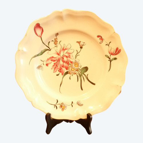 Strasbourg earthenware plate brand Joseph Hannong