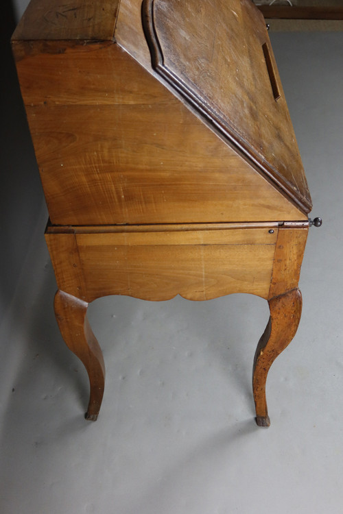 Bureau d'os d'âne époque Louis XV