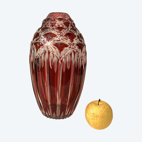 Superbe et ancien vase d'époque ART DECO en cristal taillé de SAINT LOUIS doublé rouge 30 cm