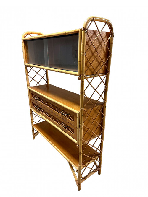 libreria vintage in rattan