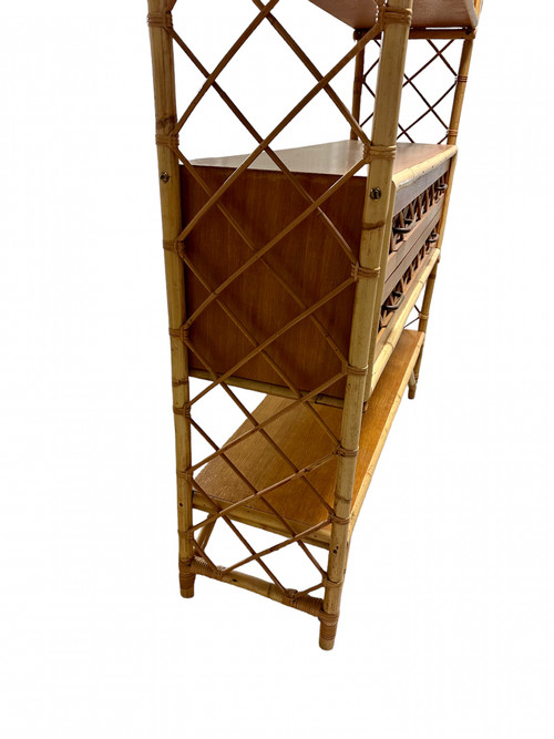 libreria vintage in rattan