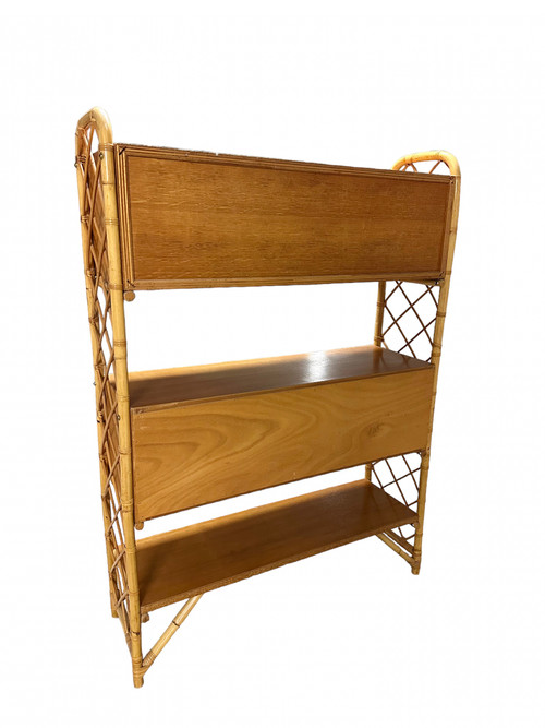 libreria vintage in rattan
