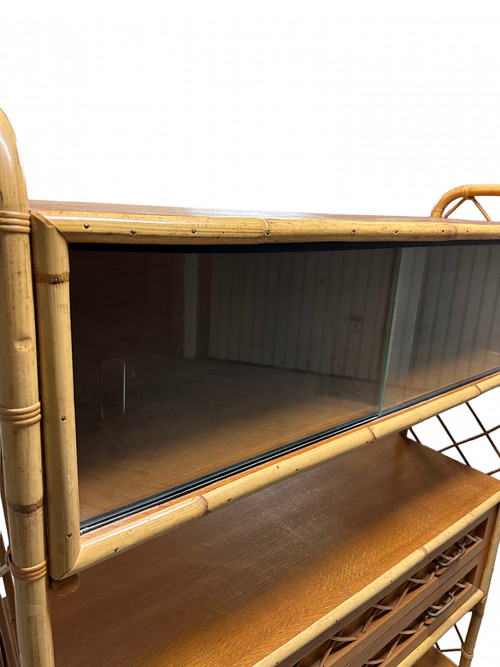 libreria vintage in rattan