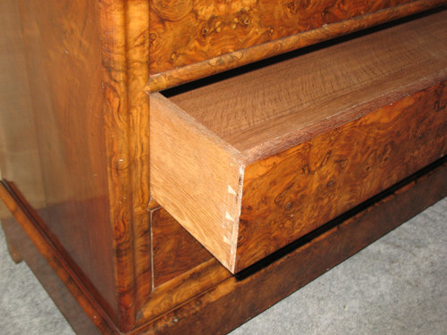 Cassettone d'epoca restauro in noce e radica di noce a 5 cassetti, epoca '800