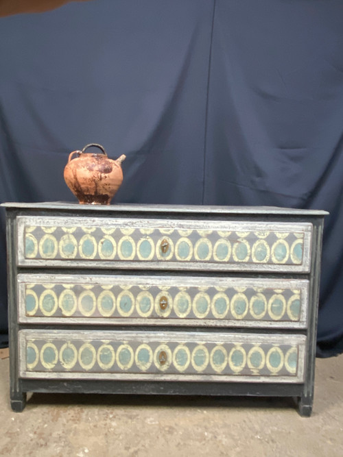 Cassettone Luigi XVI a 3 cassetti con bella patina multicolore