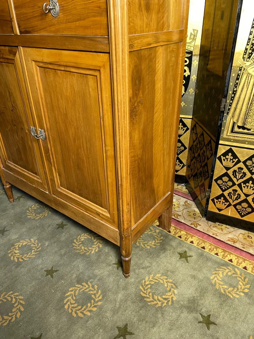 Buffet Haut / Armoire époque Louis XVI En Noyer Blond