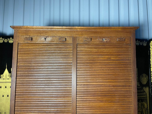 Meuble de métier classeur à rideaux de notaire