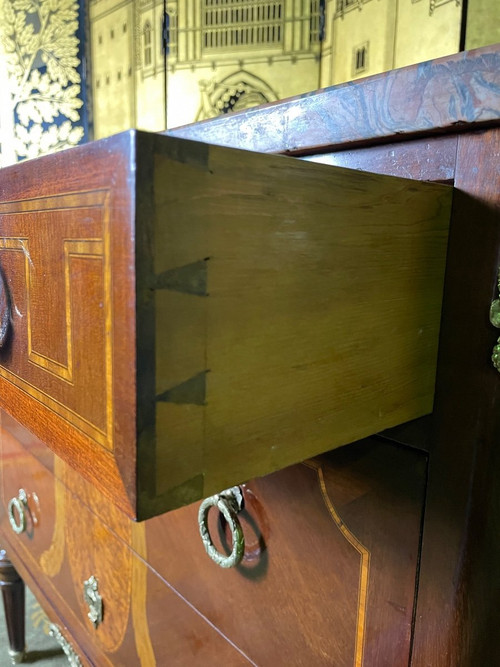 Commode De Style Louis XVI En Marqueterie