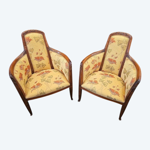 Pair Of Art Nouveau Bergères "Seaweed And Shells"
