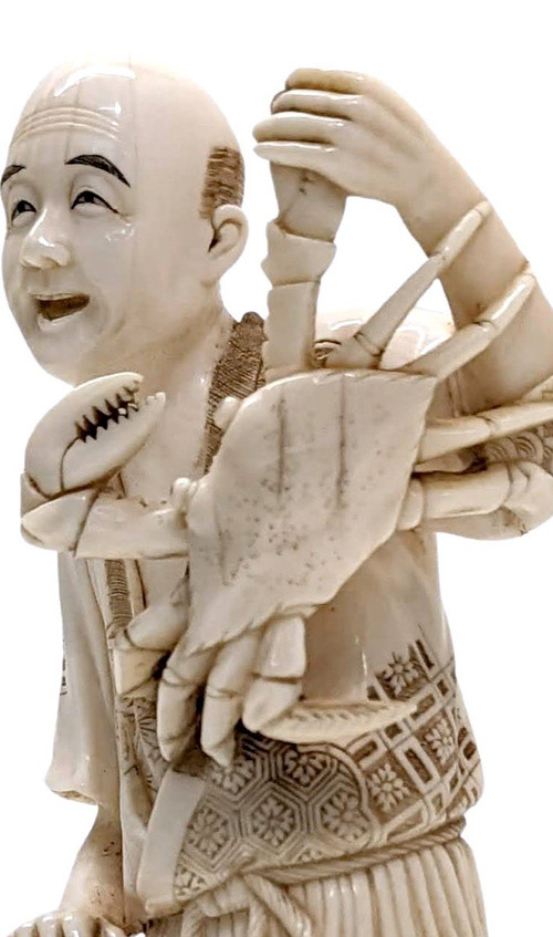 Okimomo In Ivory From The 19th Century The Crab Fisherman