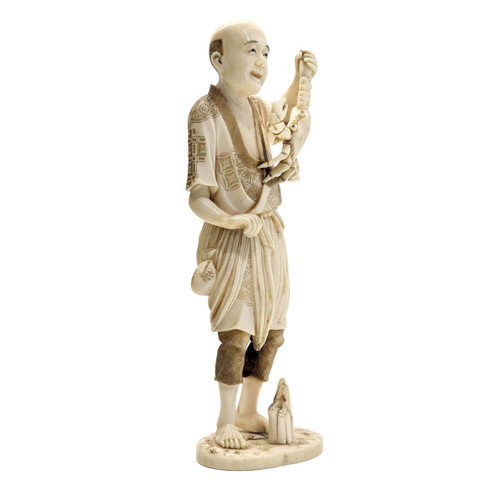 Okimomo In Ivory From The 19th Century The Crab Fisherman