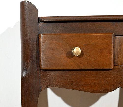 Petite Table de Salon en Noyer, style Louis XV – 1ère Partie XXe