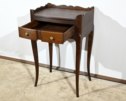 Petite Table de Salon en Noyer, style Louis XV – 1ère Partie XXe