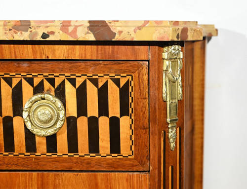 Commode en Bois de Rose et Acajou, Transition Louis XV/Louis XVI – Fin XIXe