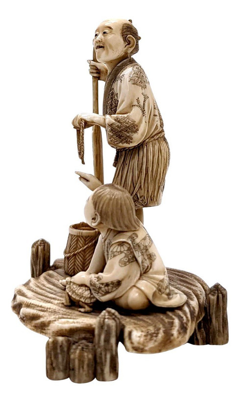 Okimomo In Ivory From The 19th Century Representing A Sinner And His Son,