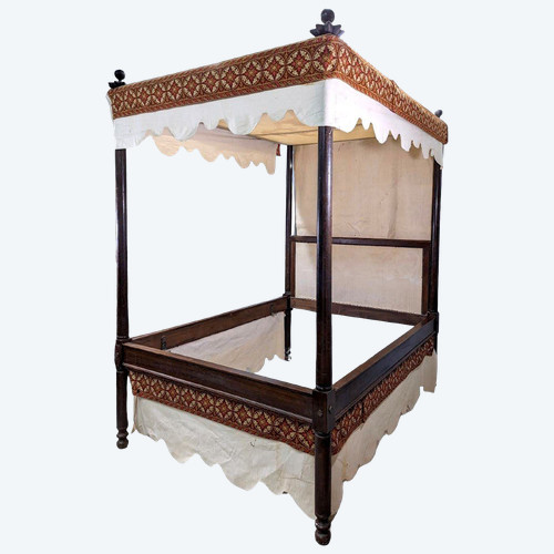 Himmelbett im Renaissance-Stil, 19. Jahrhundert