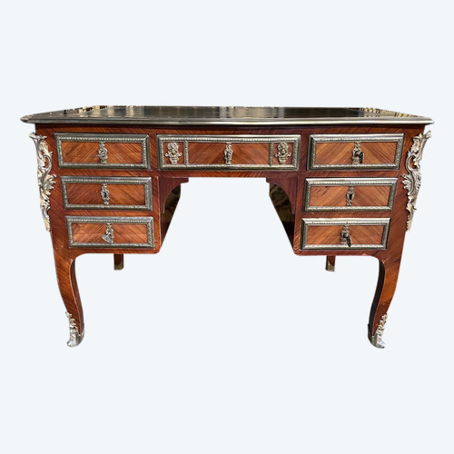 Bureau Plat Style Louis XV - Transition En Marqueterie