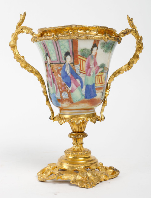 A pair of late 19th century Chinese porcelain vases