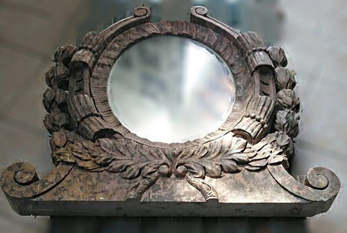 Lavabo en marbre sculpté par Victor Ségoffin (1867-1925)
