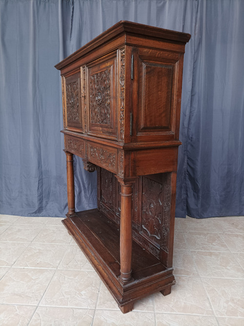 Renaissance-Sideboard aus geschnitzter Eiche