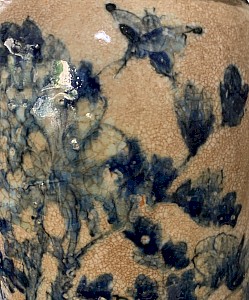 Nanjing porcelain baluster vase lamp decorated with birds and foliage