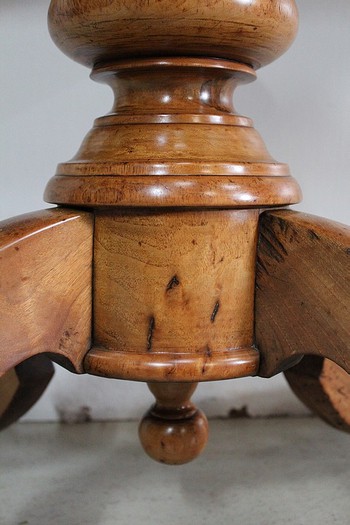 Inlaid Gueridon Table, in Walnut and Light Wood - 2nd part of the 19th century