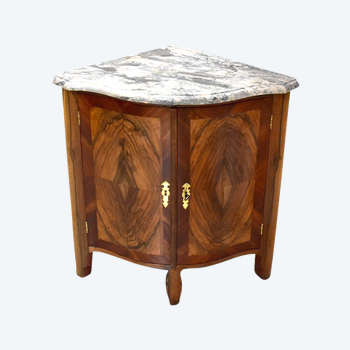 Corner cabinet in walnut, Louis XV period - 18th century