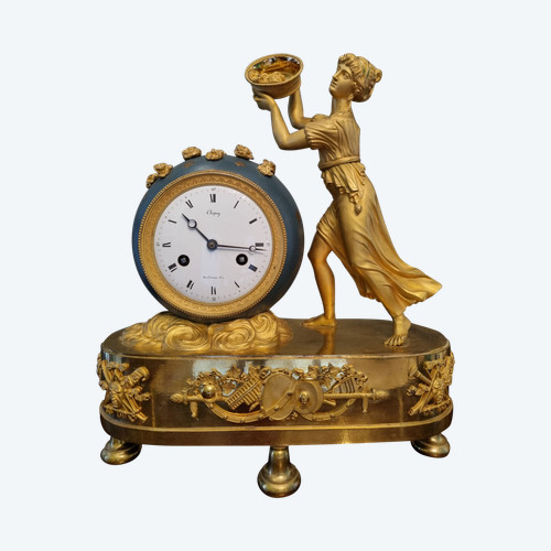 Empire period, beautiful Flora clock throwing roses onto the universe.