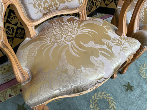 Pair De Fauteuils Cabriolets De Style Louis XV