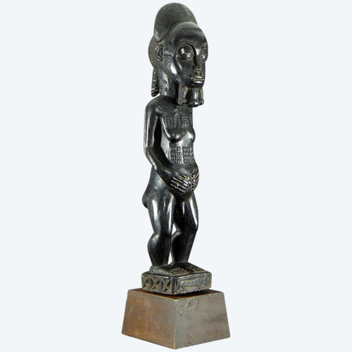 Elfenbeinküste, Baoulé-Volk, ca. 1950, große „Waka Sona“-Statue, maskulines Schönheitsideal.