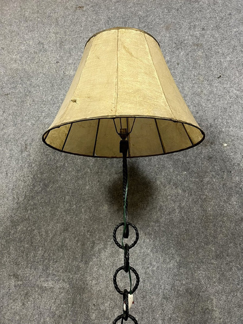 Lampada da terra vintage a catena, circa 1970.