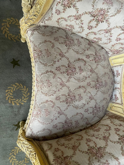 Paire de fauteuils bergères de style Louis XVI