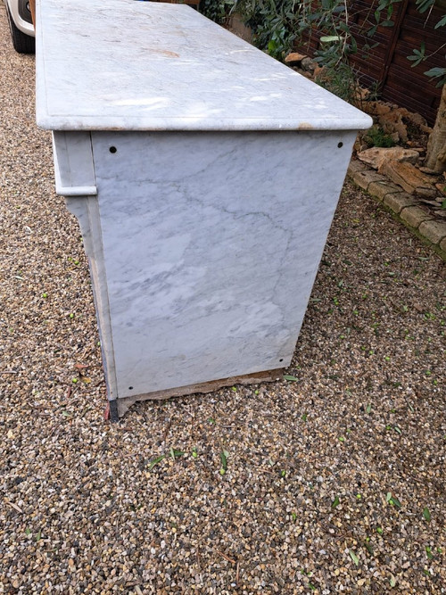 Bäckereitheke aus Carrara-Marmor