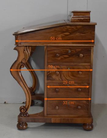 Davenport Schreibtisch in Walnuss, Herkunft England - Mitte des 19. Jahrhunderts