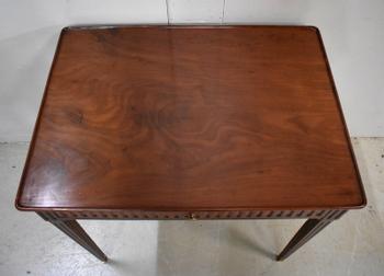 Petite Table de Cabaret en Acajou de Cuba, époque Louis XVI – XVIIIe