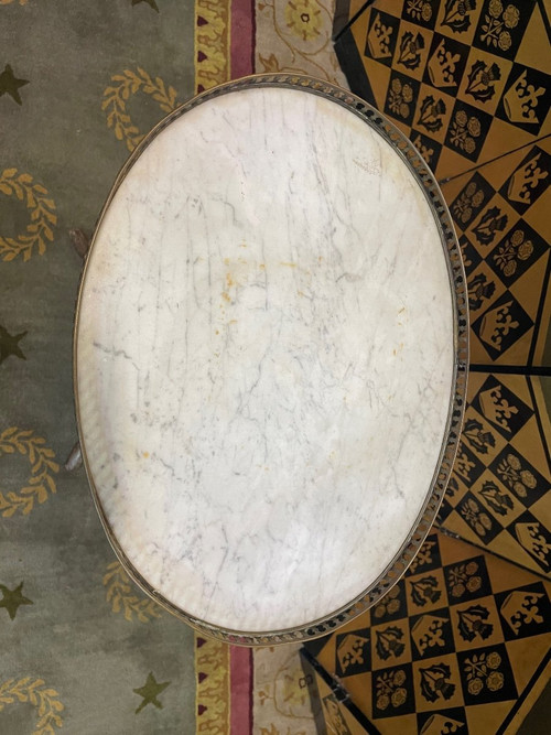 Säulentisch im Louis XVI-Stil