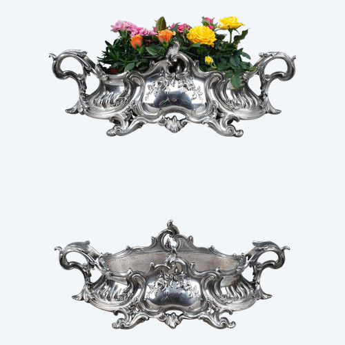 Tafelaufsatz im Louis-XV-Stil aus versilberter Bronze aus der Zeit Napoleons III
