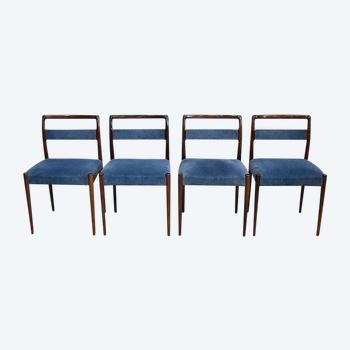 Suite de 4 Chaises Scandinaves – 1960