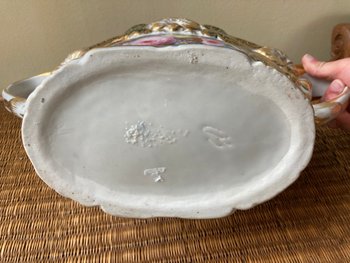 Valentine's porcelain planter (1830-1860)