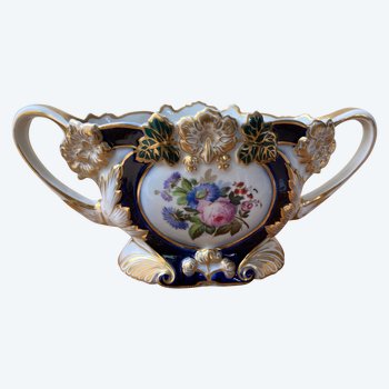 Jardinière en porcelaine de Valentine (1830-1860)