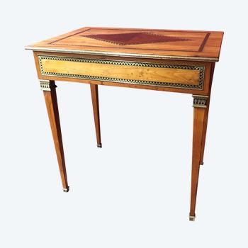 Rare table de milieu, XIXème siècle